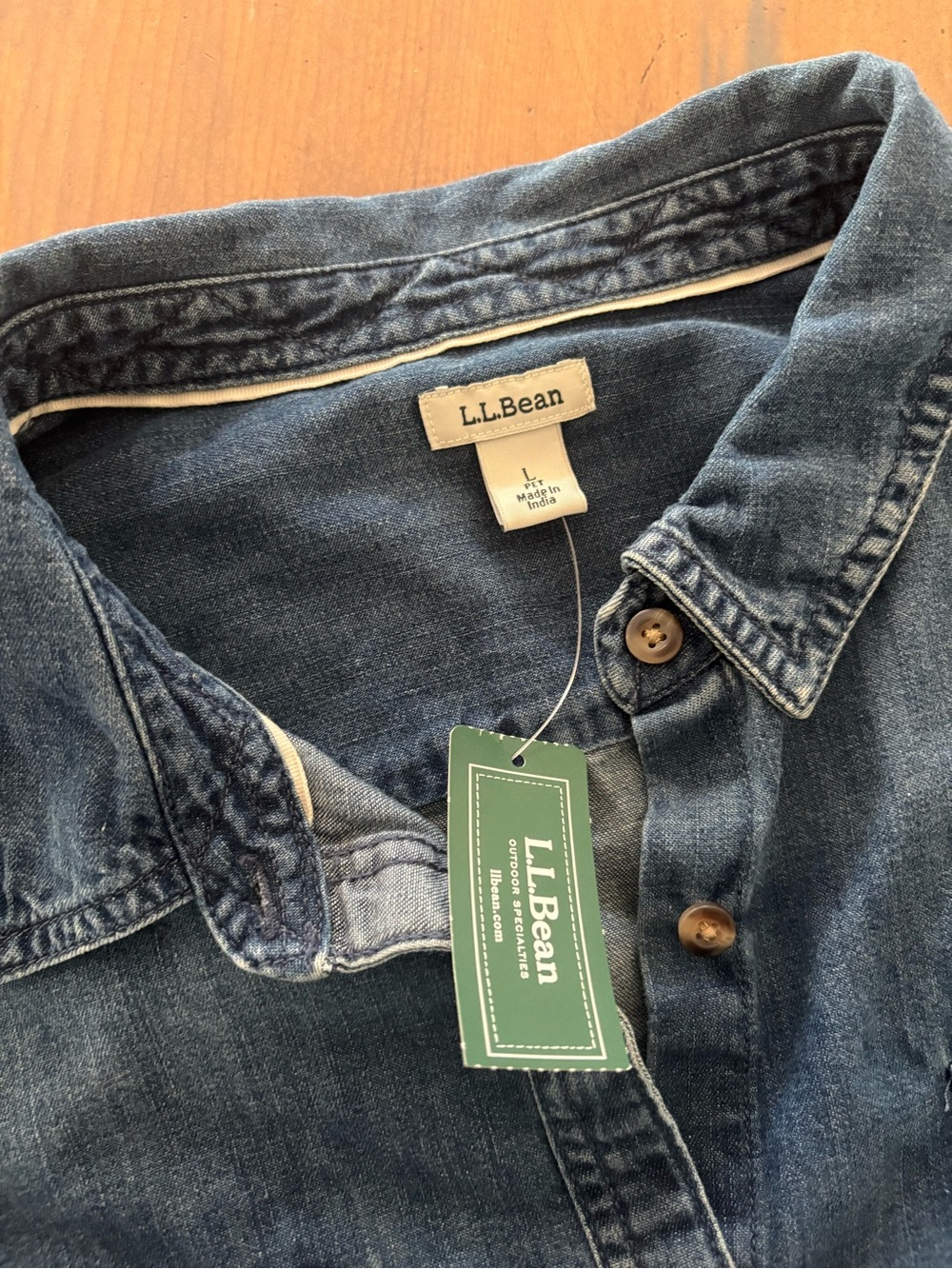 LL Bean NWT womens denim jean shirt top blouse - Picture 2 of 7